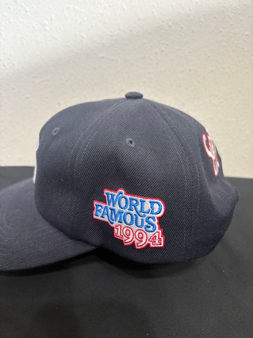 SUPREME World Famous S Logo キャップ　ネイビー