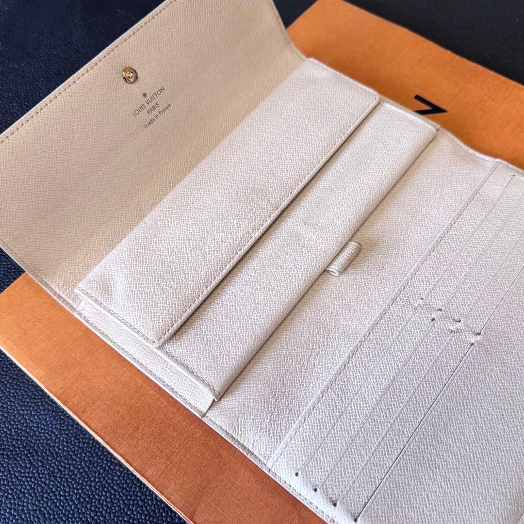 LOUIS VUITTON ダミエ アズール ポルトフォイユ インターナショナル