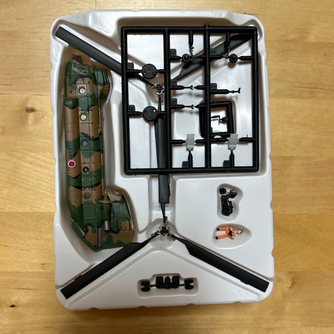 日本沈没　航空自衛隊　陸上自衛隊CH-47J チヌーク ＵＨ-60 わだつみ