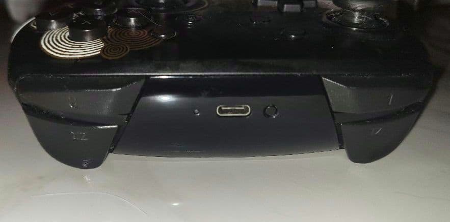 Nintendo Switch本体・128GBカード・Proコン　セット中古