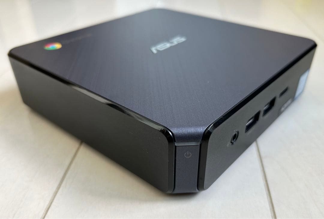 ASUS Chromebox 3 i7-8550U 第8世代 DDR4 4GB