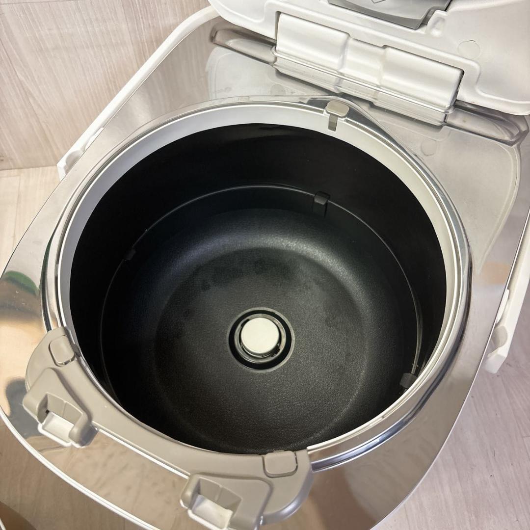 【美品】パナソニック 炊飯器 一升 ホワイト SR-MPW182-W