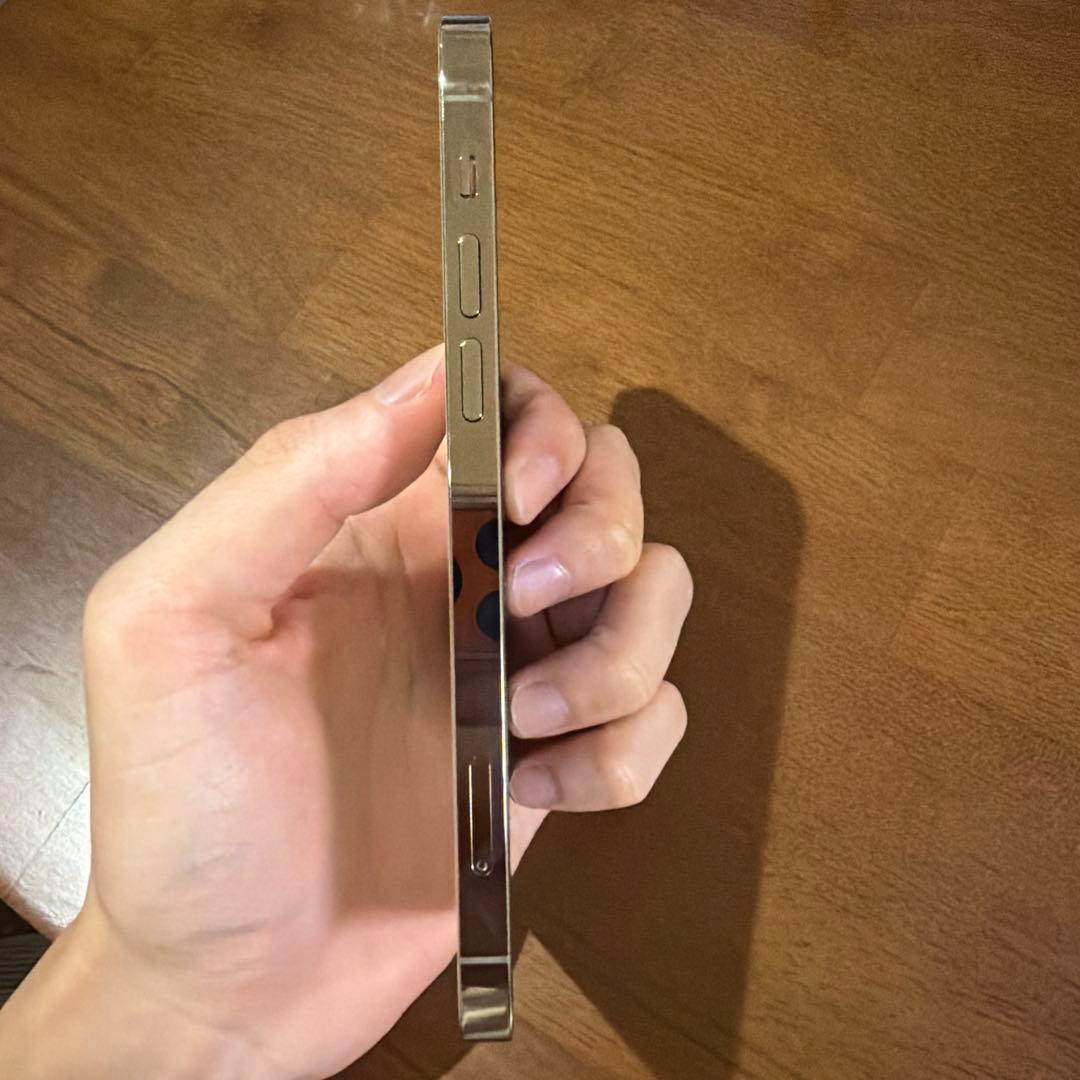 Apple iPhone 12 Pro ゴールド 本体(即購入可能)