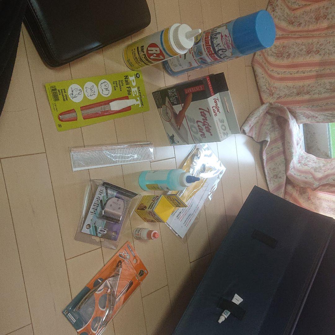 トリマーの道具一式とケース