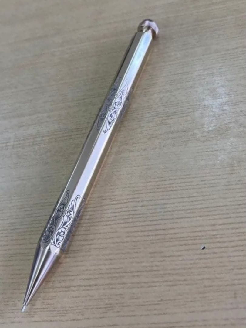 彫金　カヴェコブラス