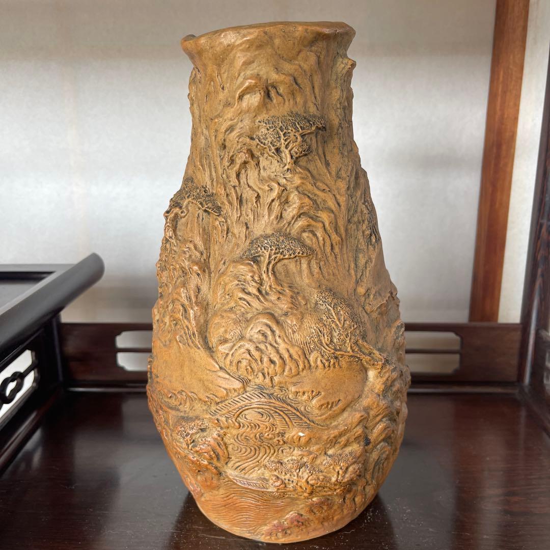 陶器製山水風景彫刻花瓶