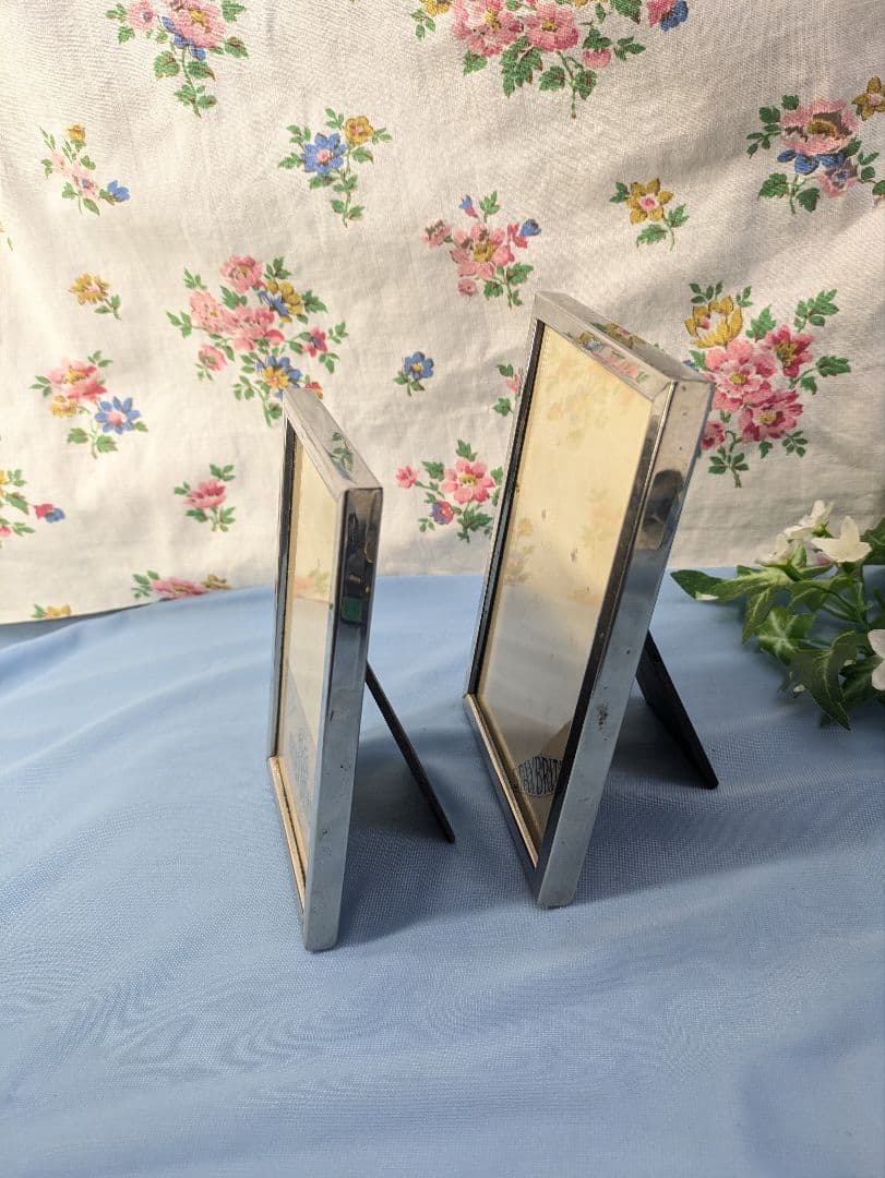 イギリス アンティーク クロームメッキ フォトフレーム ２個セット