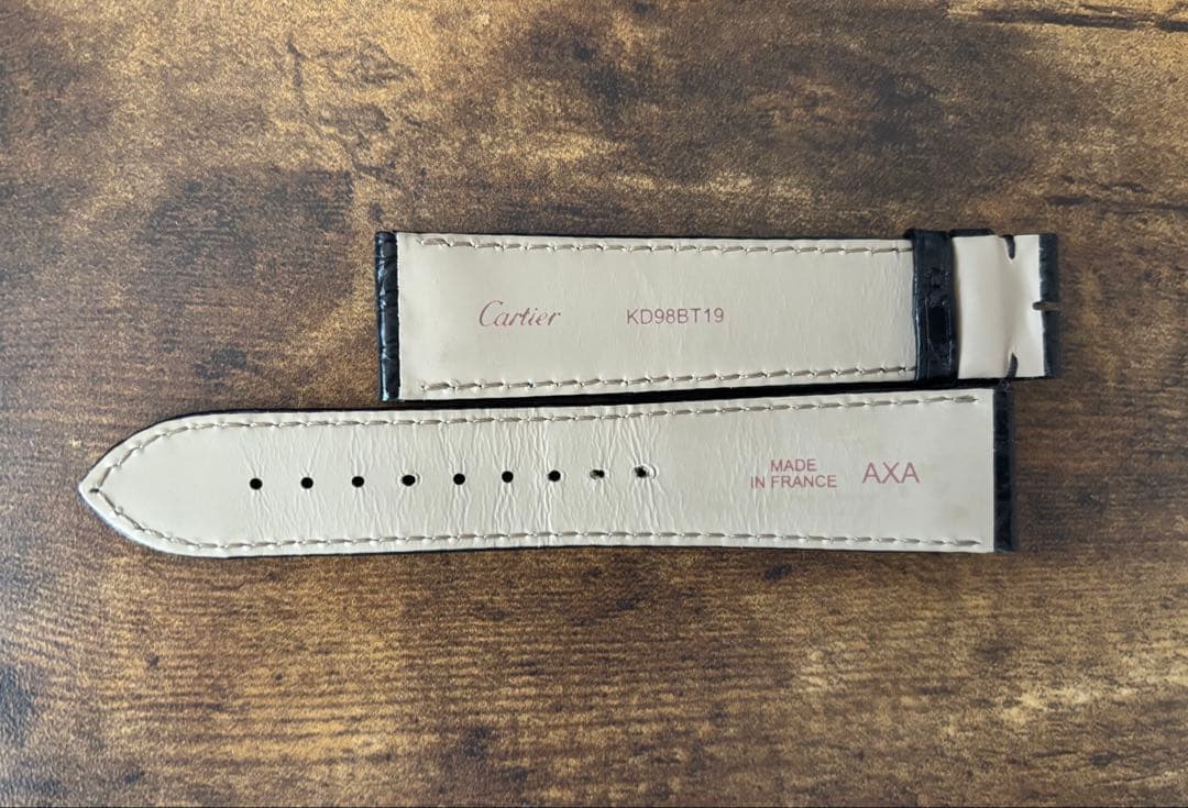 【最終値下げ】カルティエ　純正ベルト　黒