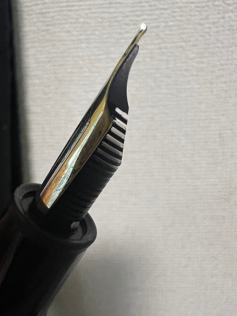 Montblanc 万年筆 & インク瓶 イヤホンセット