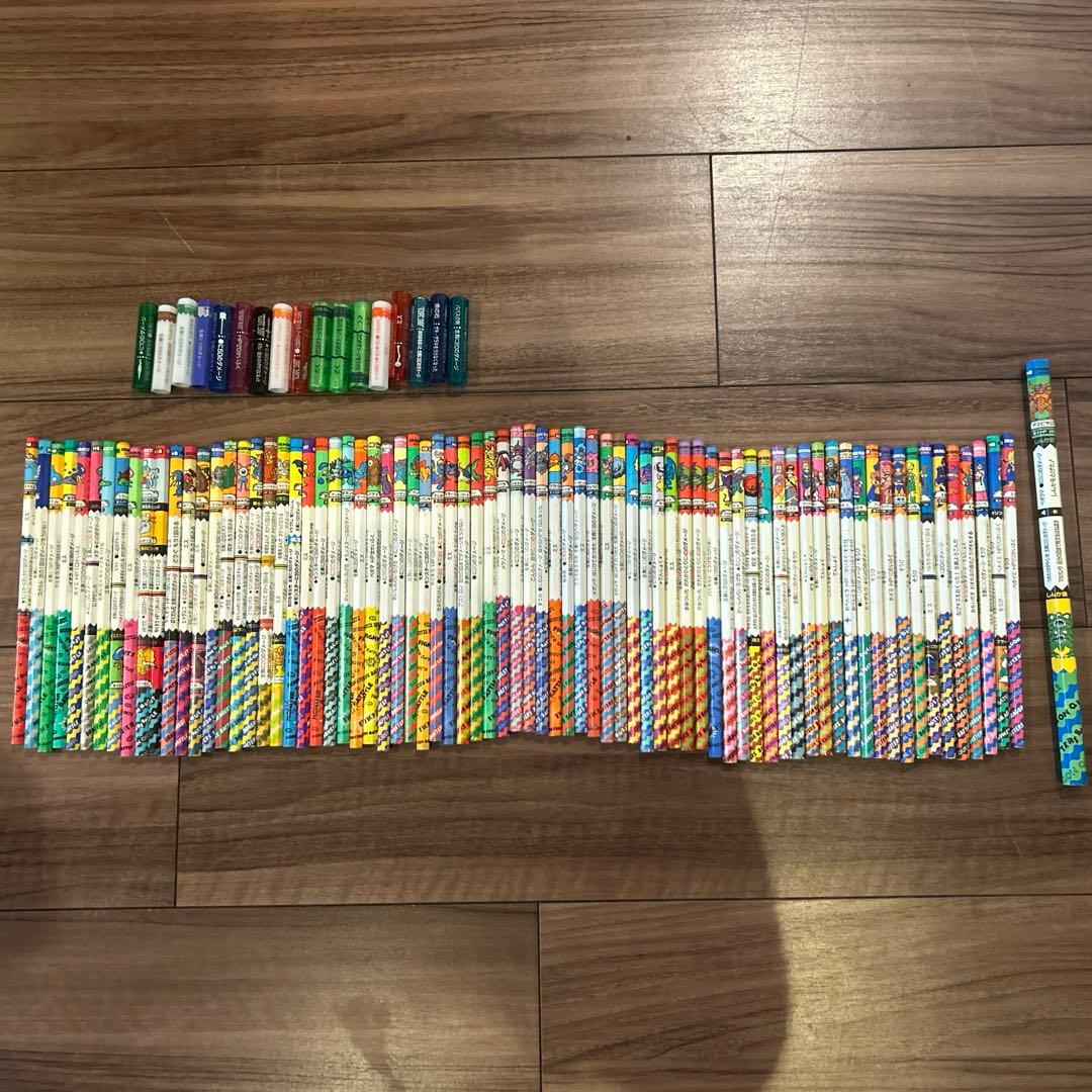 【レア】ドラゴンクエスト/バトルえんぴつ76本/キャップ17個/キングスライム