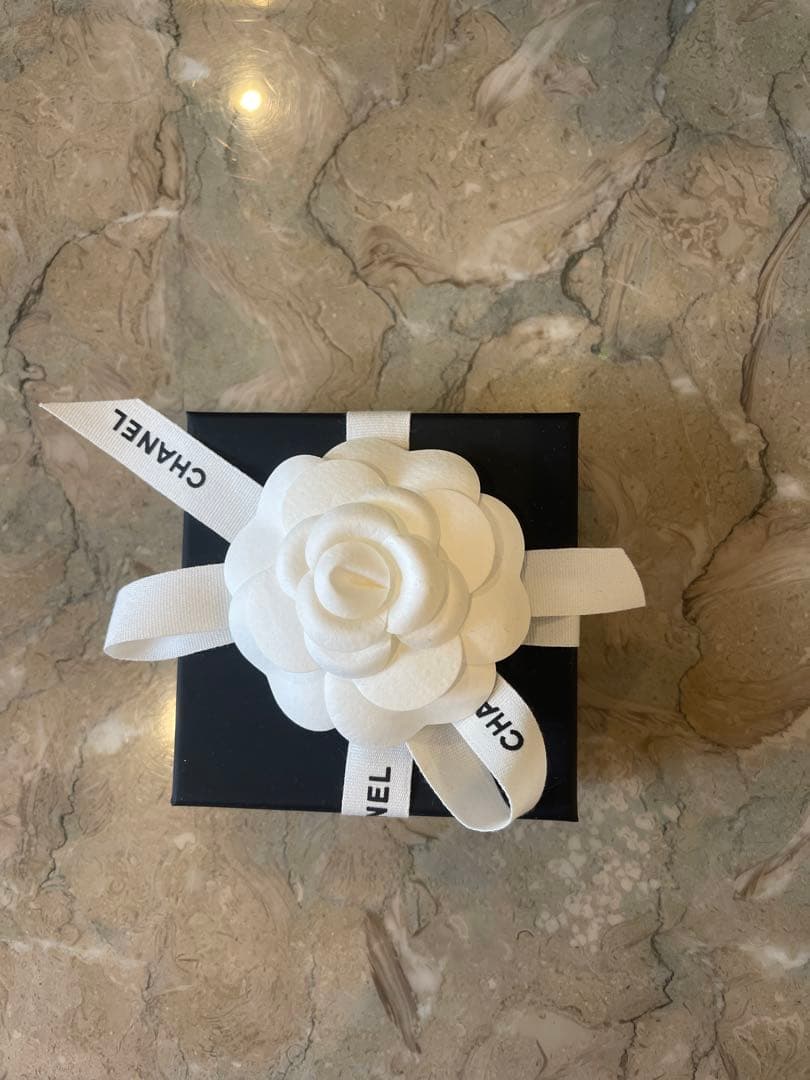 CHANEL ブローチ パール