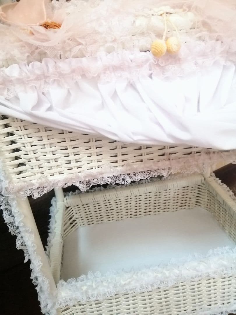 白ラタン♡たっぷり収納♡ホワイト家具♡フリル♡レース♡ミルクペイント♡