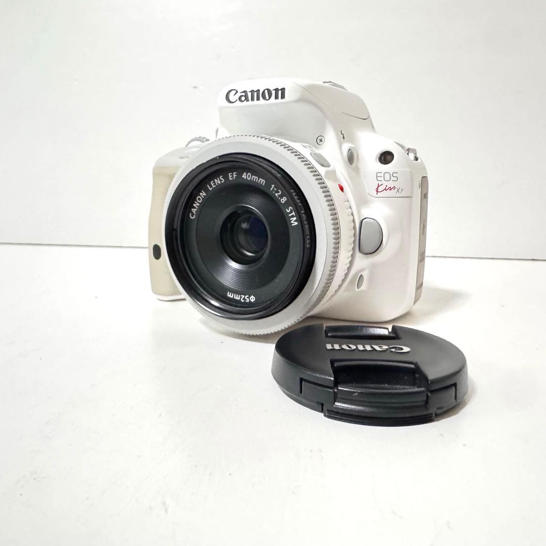 【極美品】キャノン EOSKISS X7 ダブルレンズキット ホワイト 白