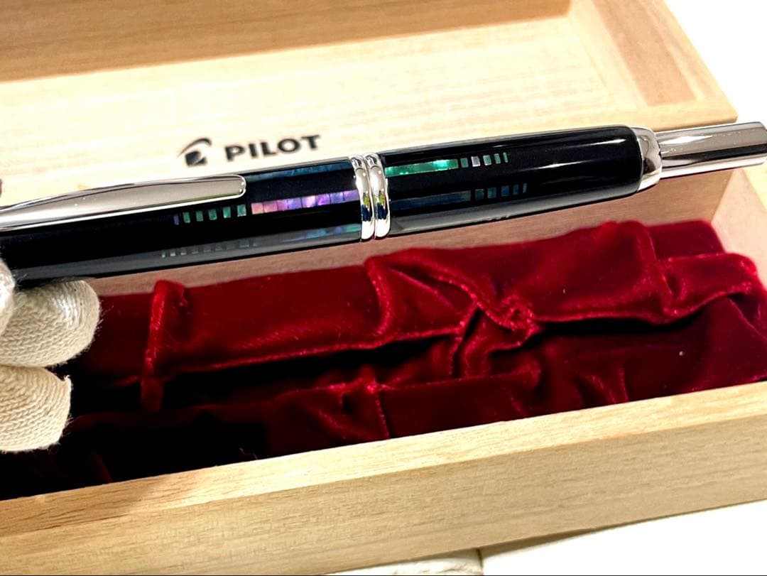PILOT キャップレス螺鈿　水面　※難有