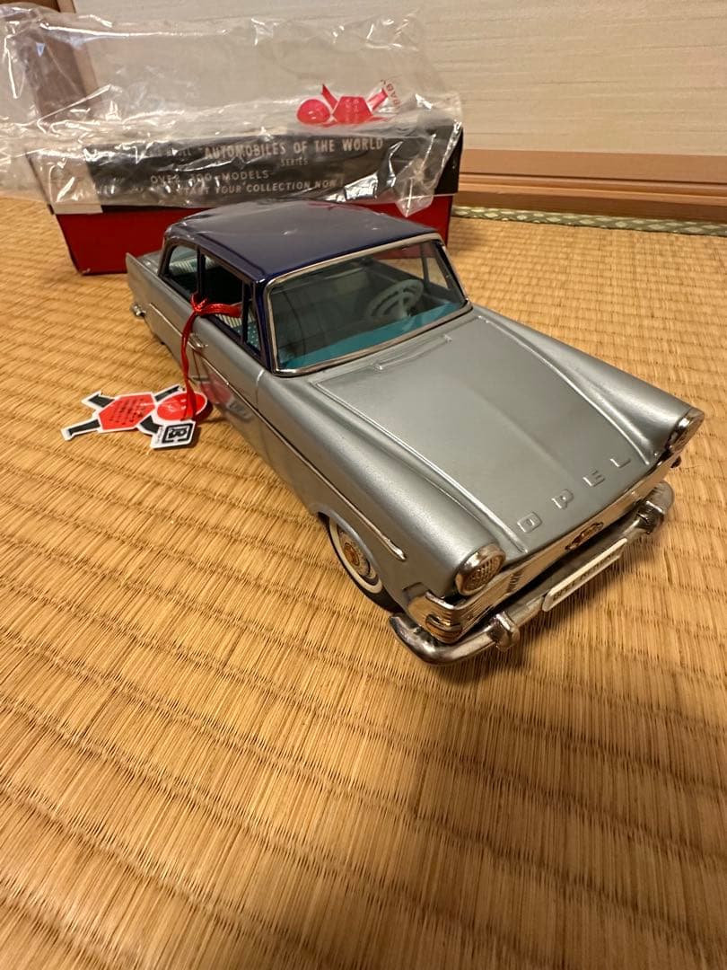 ブリキ玩具 旧バンダイ オペル OPEL REKORD SEDAN