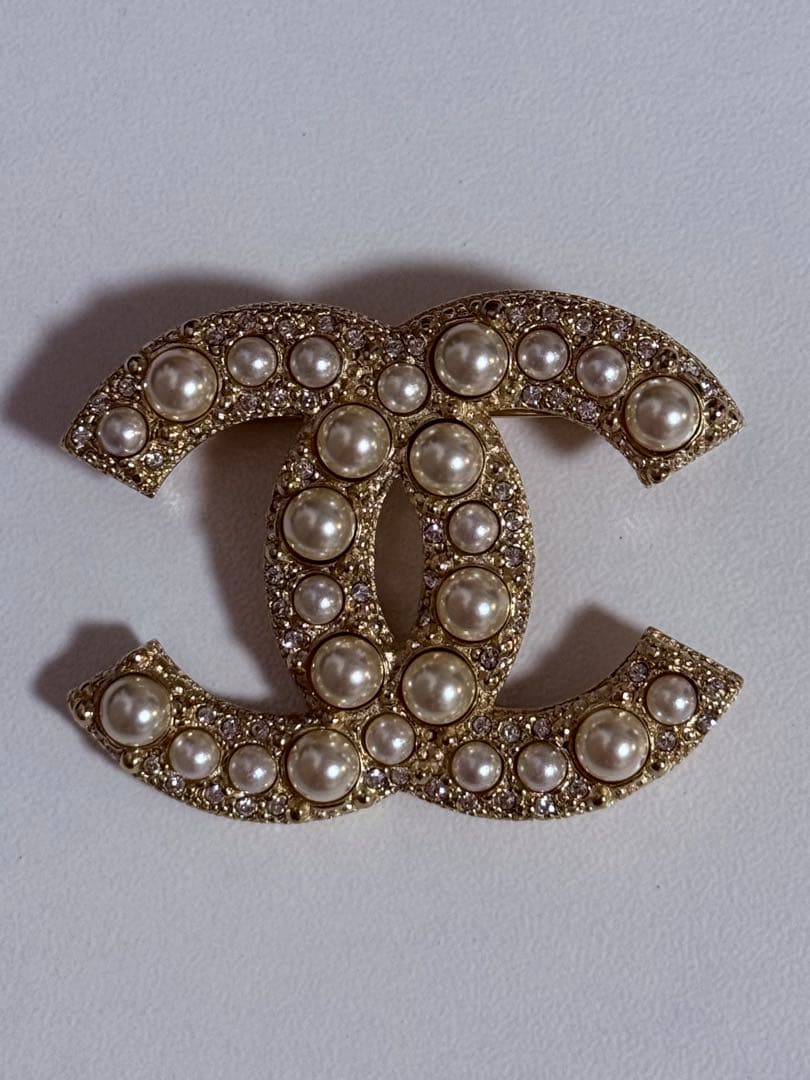 美品　CHANEL シャネル　ブローチ　ゴールド
