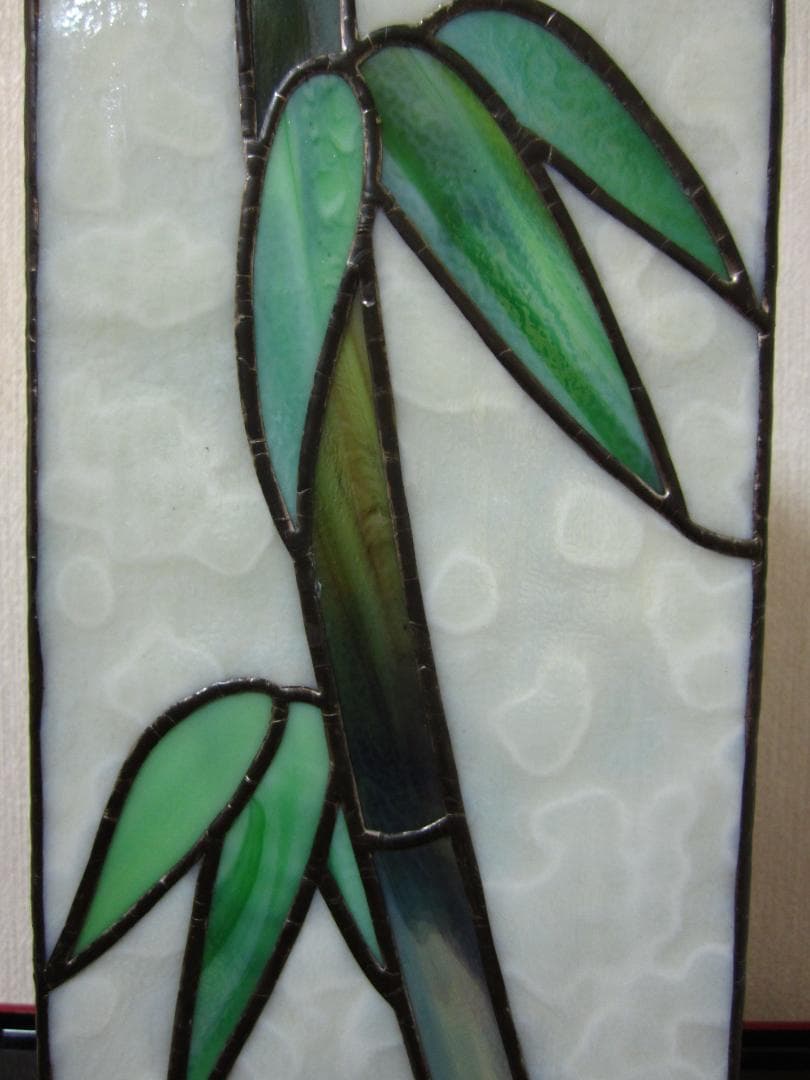 造形作家◆ステンドグラス ◆和風・三面に竹笹の柄のスタンドライト・照明器具