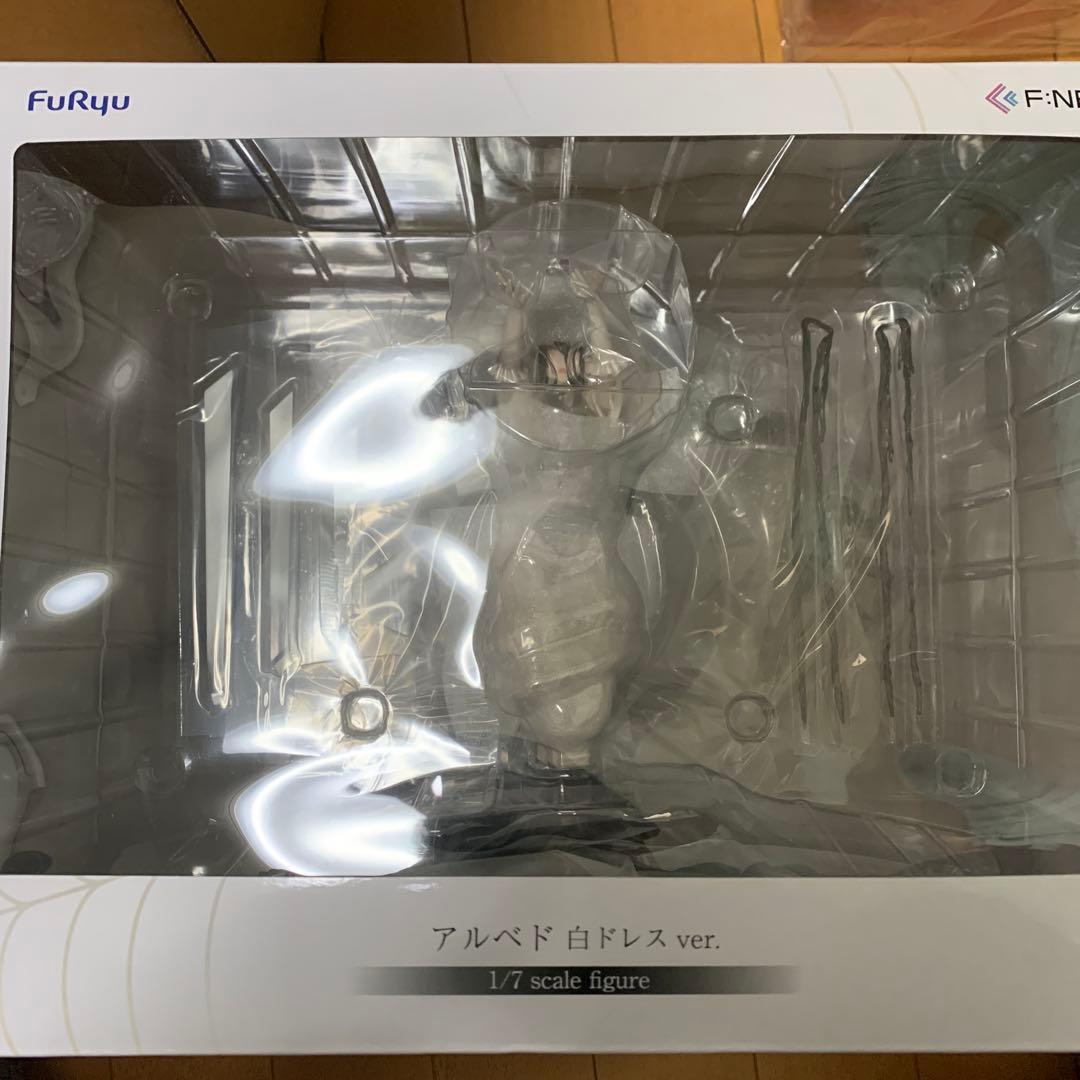 【未使用】アルベド 白ドレスver. 1/7スケールフィギュア