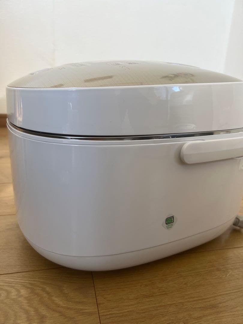 TOSHIBA IH炊飯器 RC-18VQJ