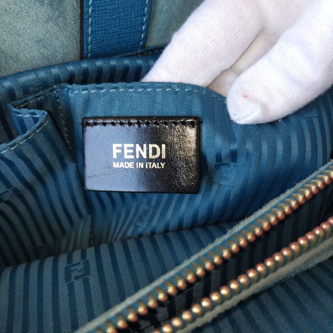 FENDI　フェンディ　トゥジュール　ショルダーバック