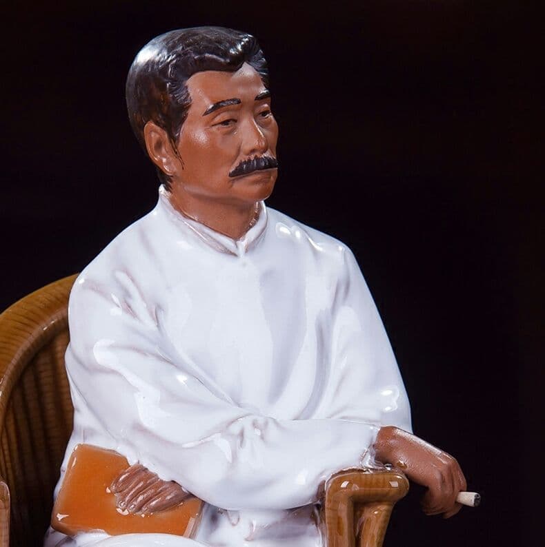 石湾公仔創意陶磁老人、鲁迅、風水弁公室装飾品