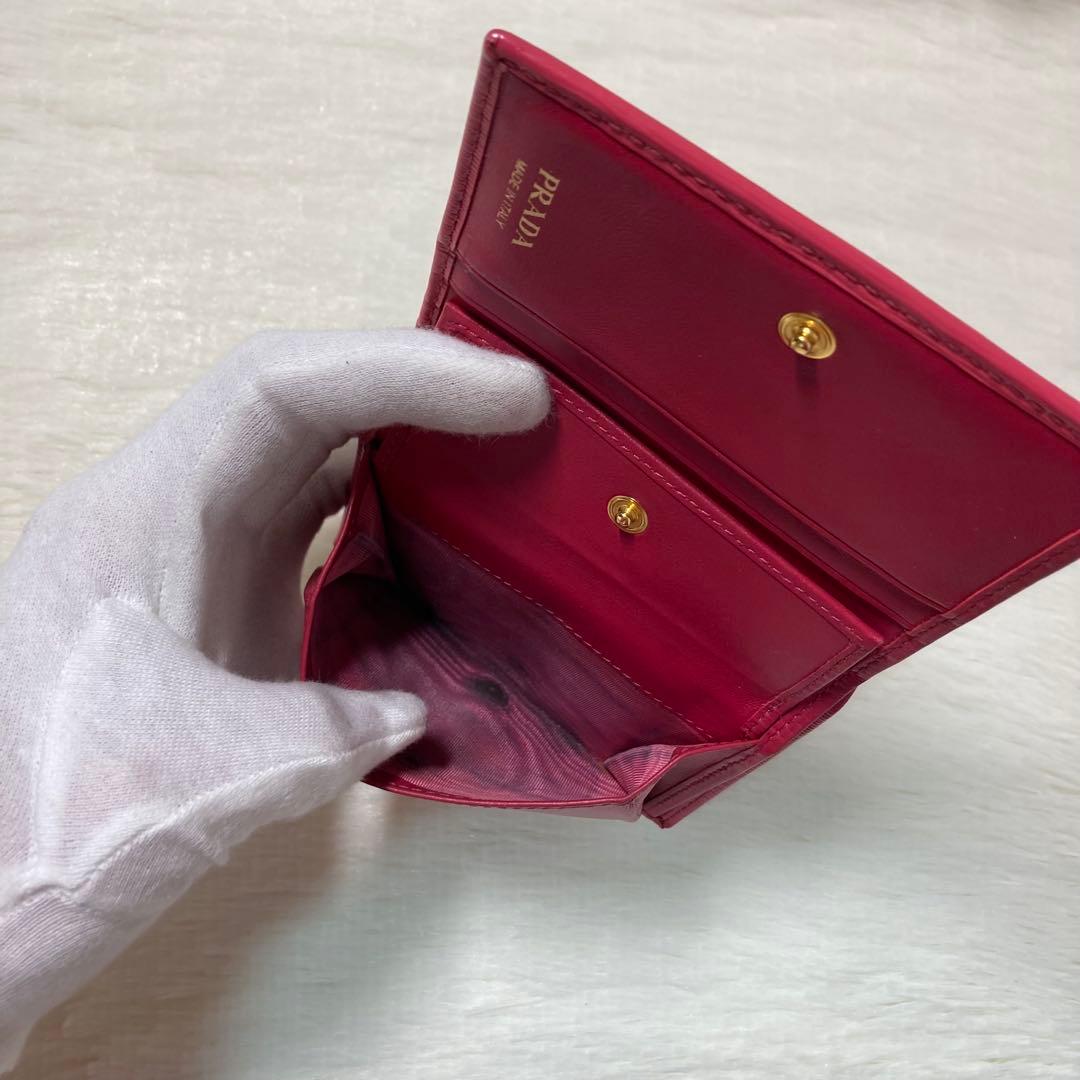 最終値下げ　美品　PRADA プラダ　二つ折り　財布　ピンク　エピ　ミニ