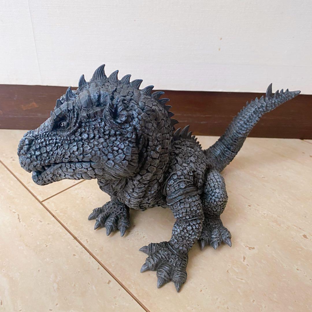 デフォリアル 少年リック X-PLUS リドサウルス B&W ver.