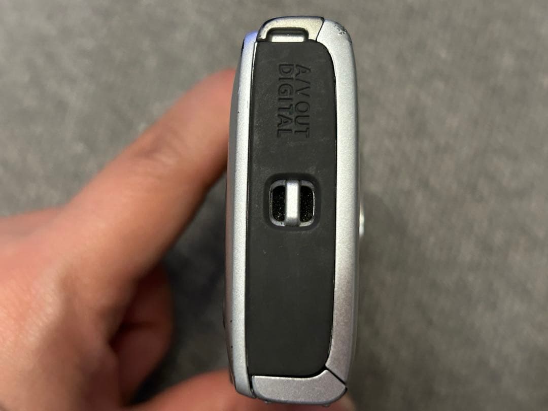 Canon IXY 200 シルバー