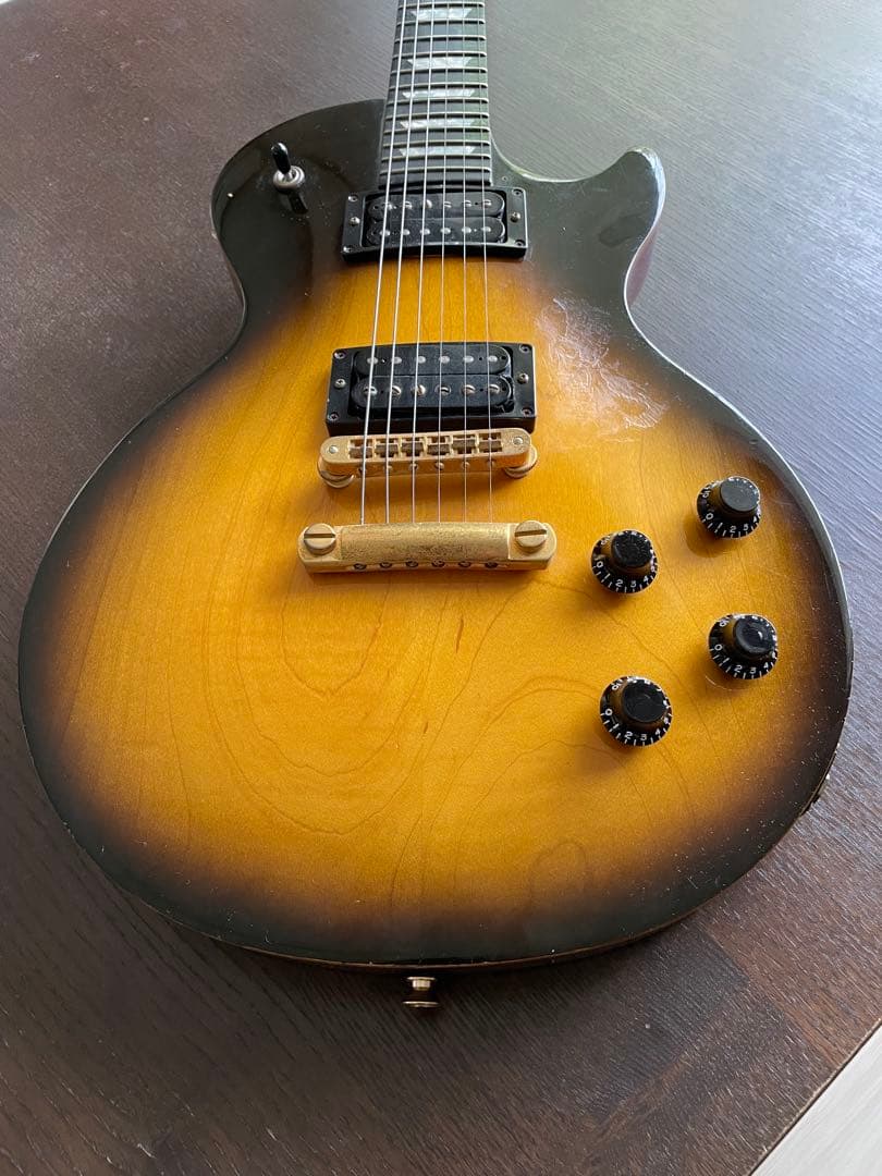 ギブソンレスポールエレキギター サンバースト