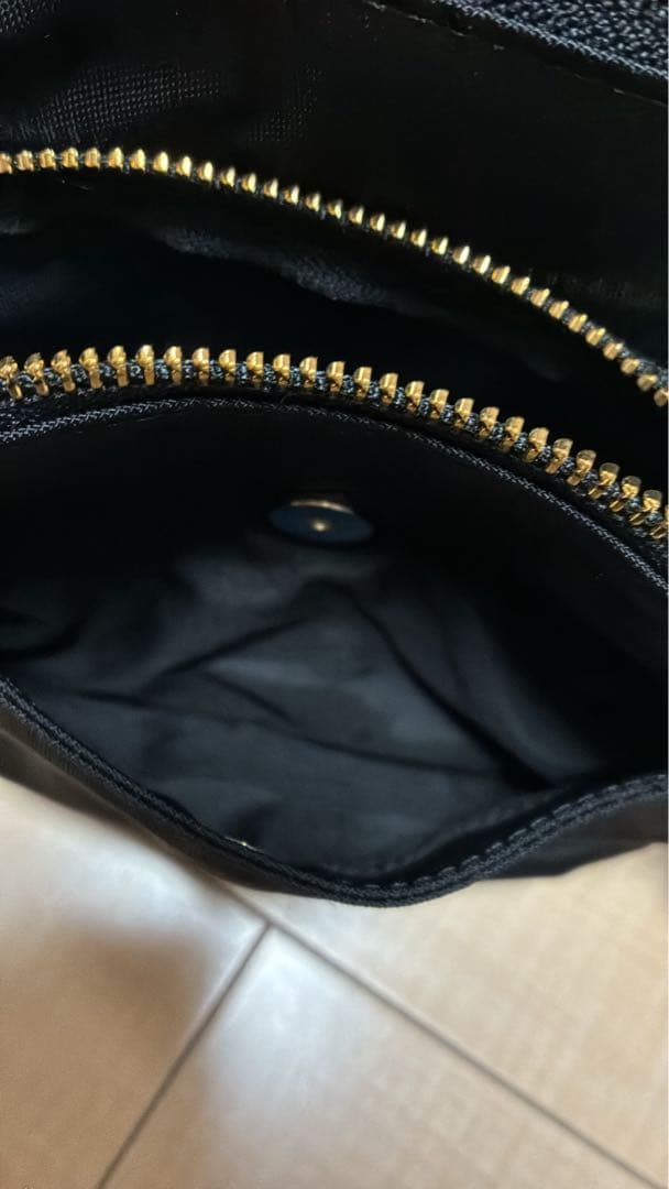 アニエスベー カメラ型ショルダーバッグ ブラック