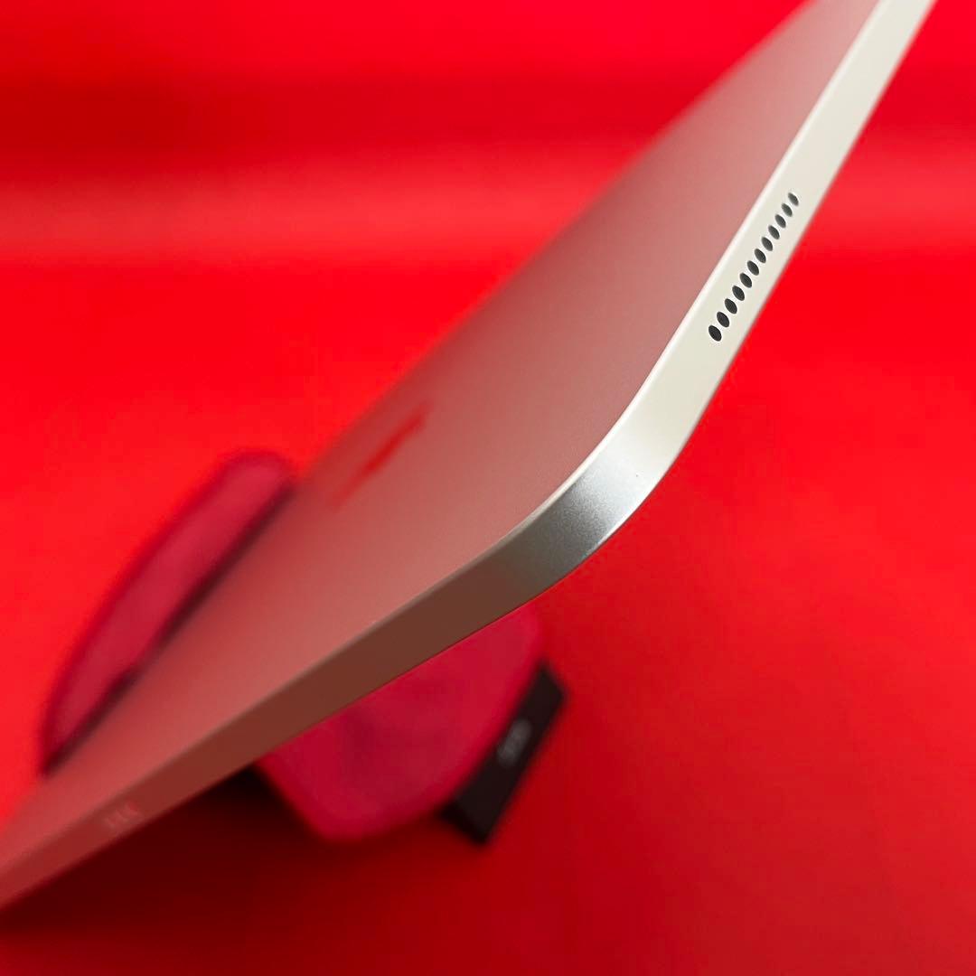 【極美品】iPad A16 256GB　シルバー　11インチ　Wi-Fiモデル