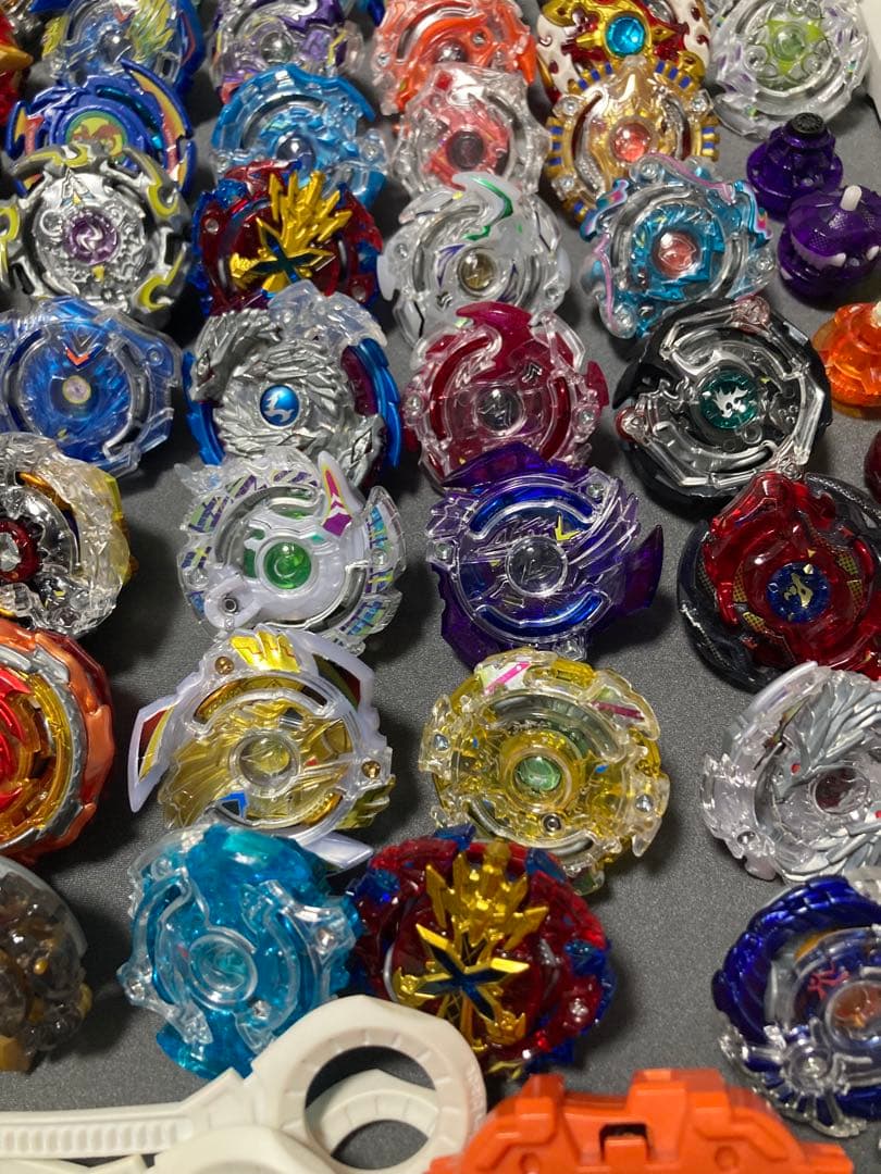 ベイブレードバースト まとめ売り 約50個 引退品 ランチャー多数