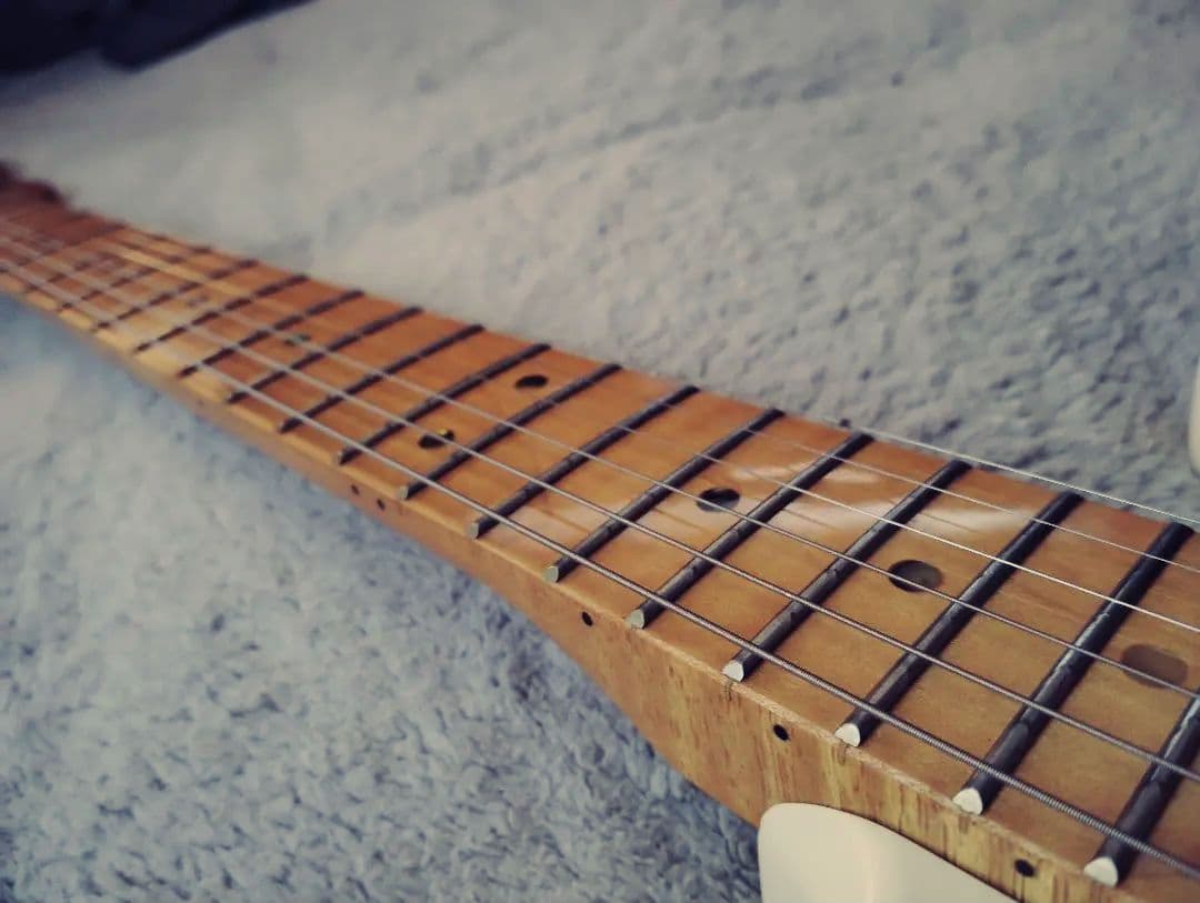 新品 個人製作 ストラトタイプ 木製PG White Blonde エレキギター