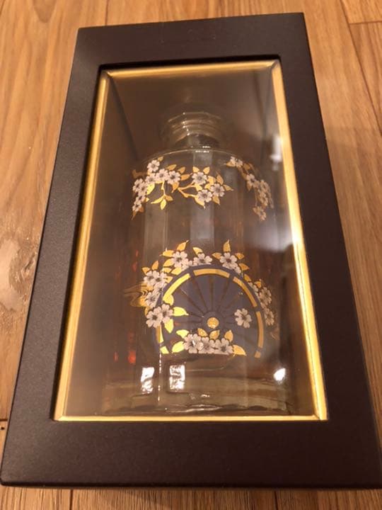 [再掲][海外限定]響 Master's Select 意匠ボトル