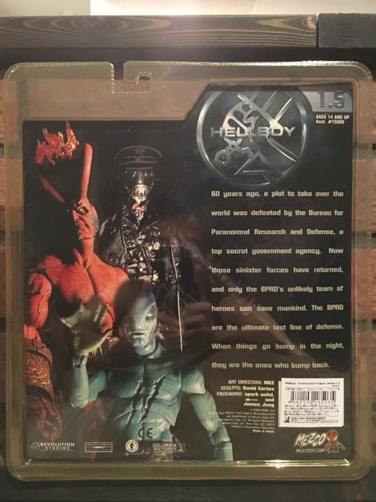 ヘルボーイ ８インチ フィギュア シリーズ1.5 ヘルボーイ ダメージVer.