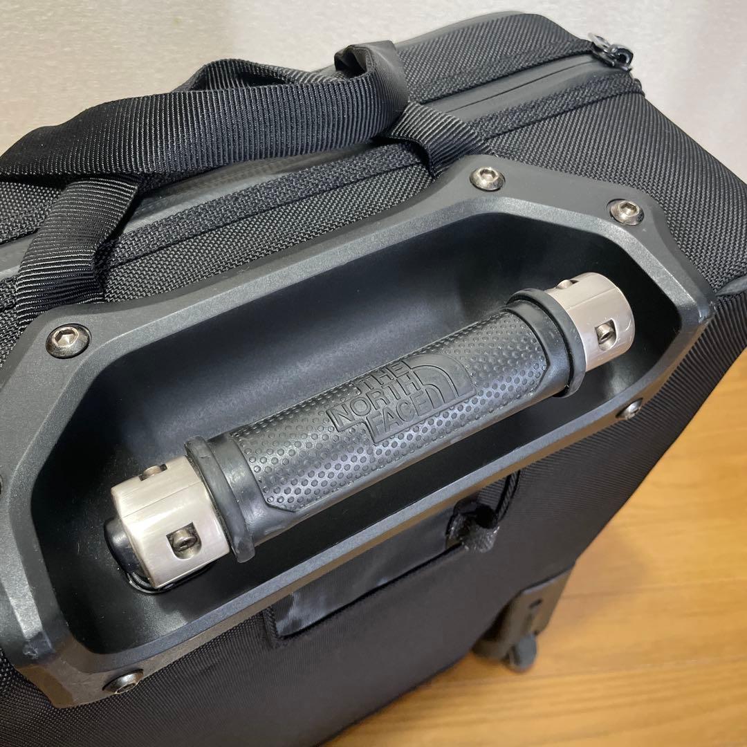 q*o様 「美品 」ノースフェイス　シャトルローラー NM81360 廃盤モデル