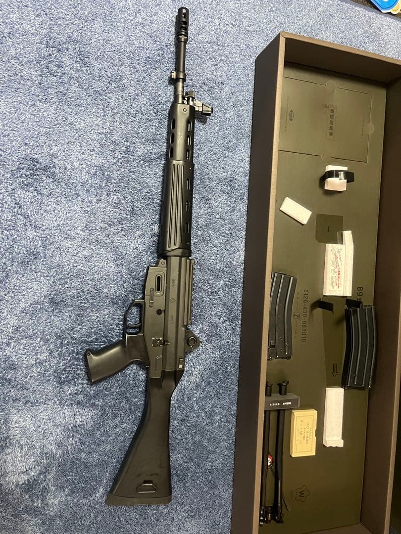 東京マルイ89式小銃 ガスブローバック　マガジン2本＋純正レール付属