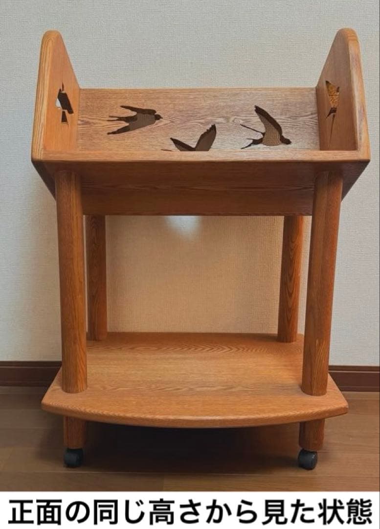 【美品】国産　無垢材　木製本棚　キャスター付き　一点物　つばめ