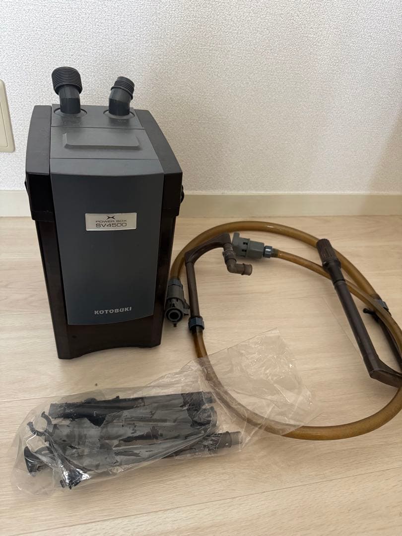 ガラス水槽 、外部フィルター、LEDライトのセット