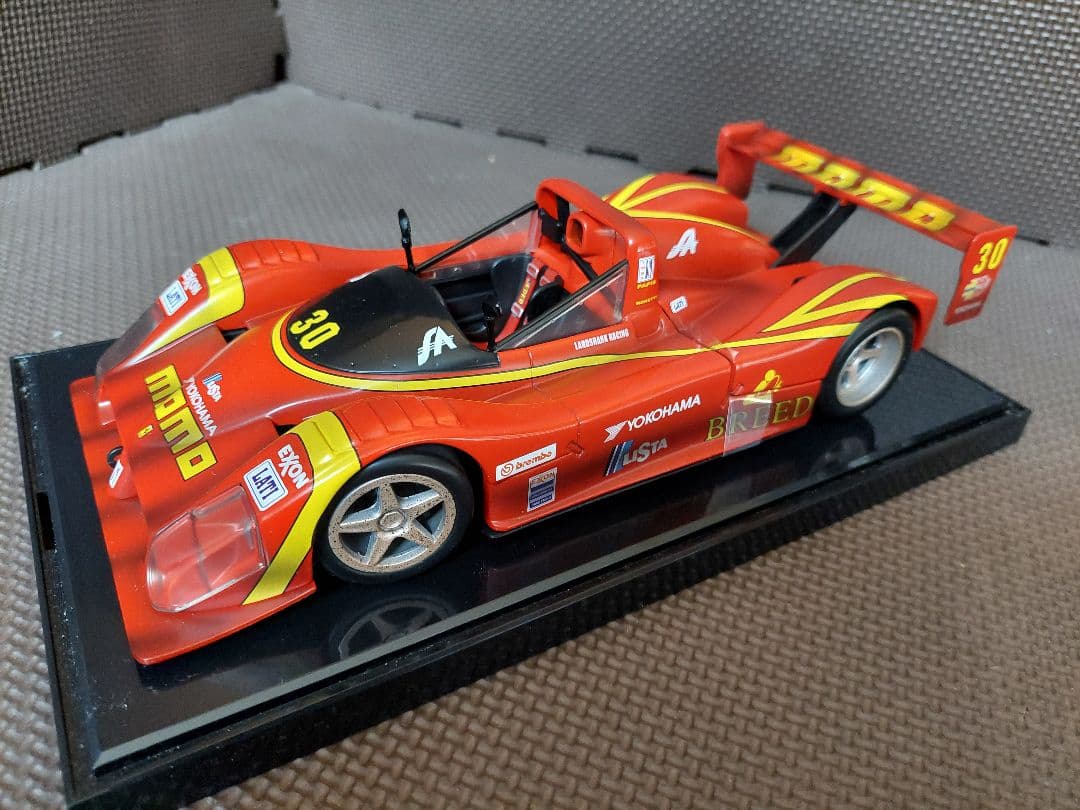 1/18 Hot Wheels フェラーリ F333SP #30 MOMO