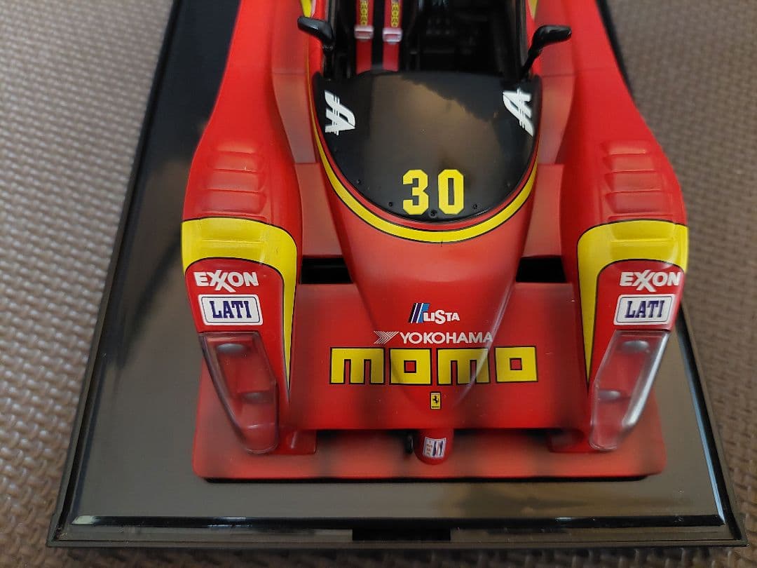 1/18 Hot Wheels フェラーリ F333SP #30 MOMO