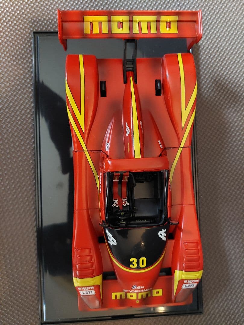 1/18 Hot Wheels フェラーリ F333SP #30 MOMO