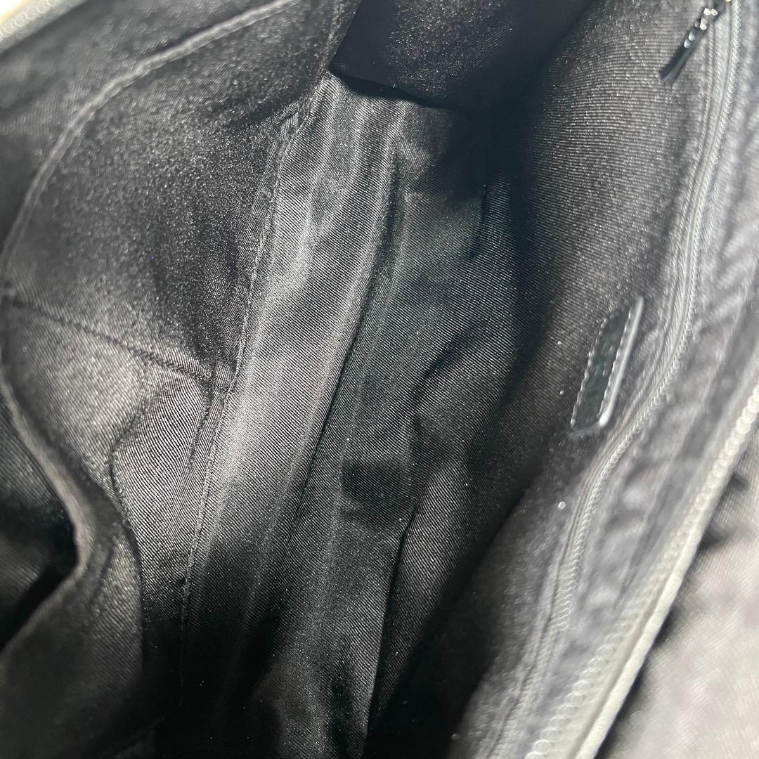 極美品✨　イアパピヨネ　ワイドテープショルダーバッグ　黒　ブラック