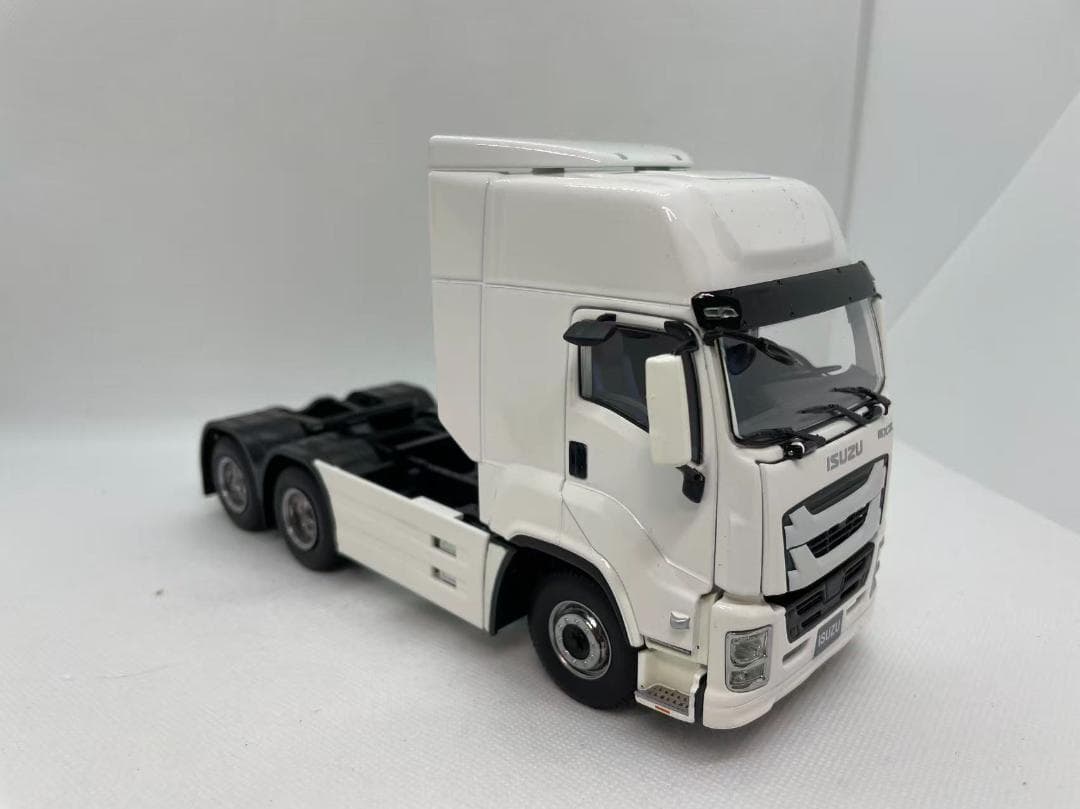406-006 トレーラー 1/32 いすゞ ギガ ISUZU EXZ ホワイト