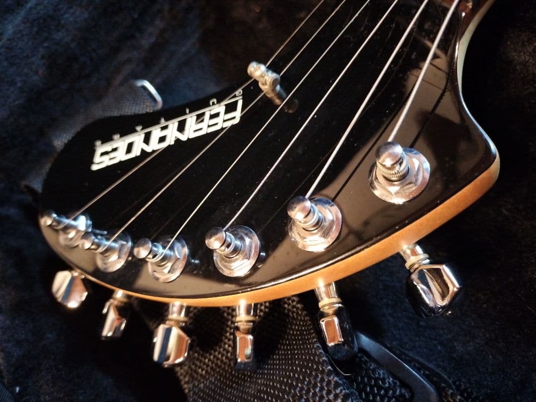 zo3Ultima　新品ハードケース　電池ボックス　フルセット！？美品