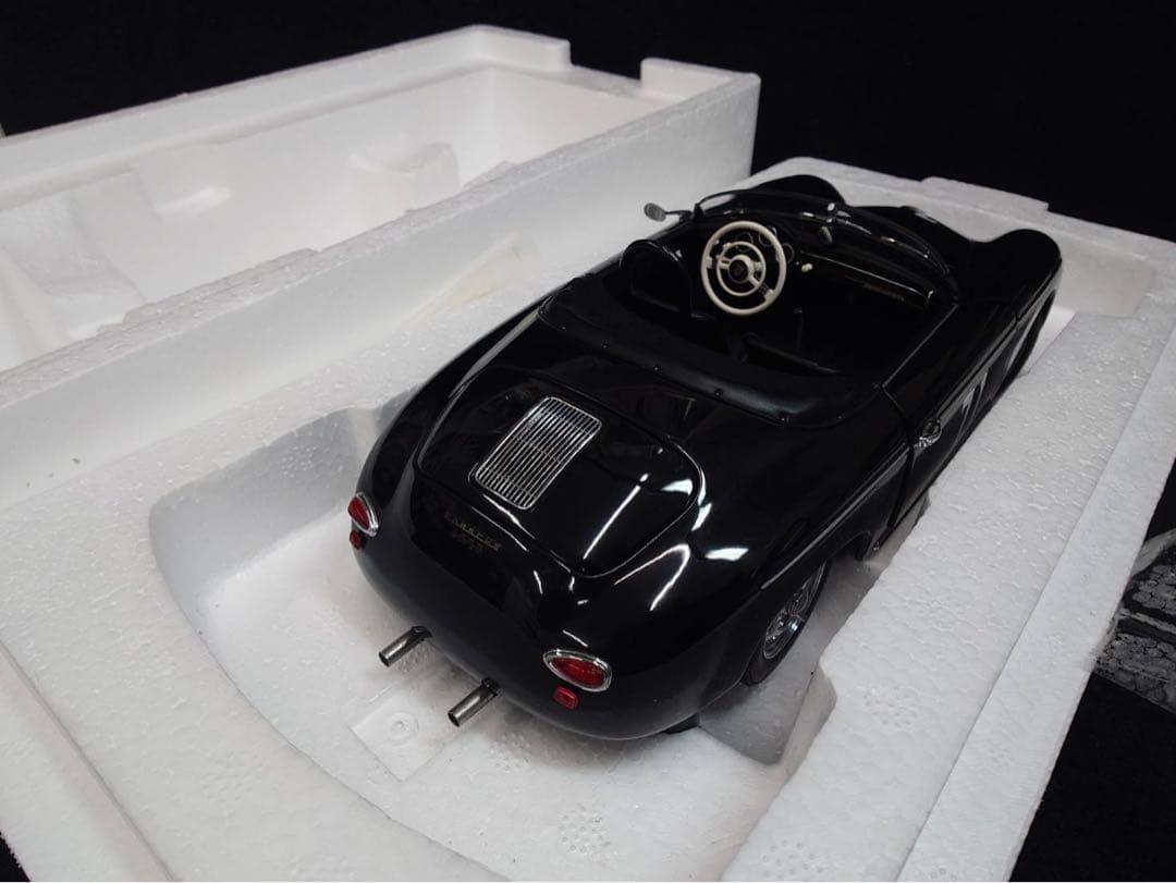 オートアート1/18ミニカー ポルシェ スピードスター　Black