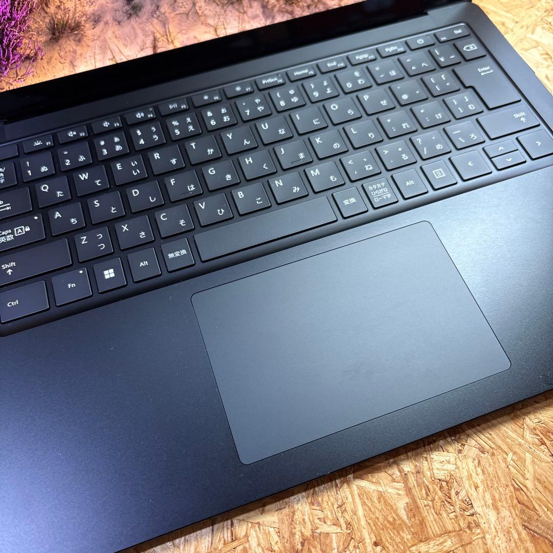 ノートパソコンSurface Laptop4