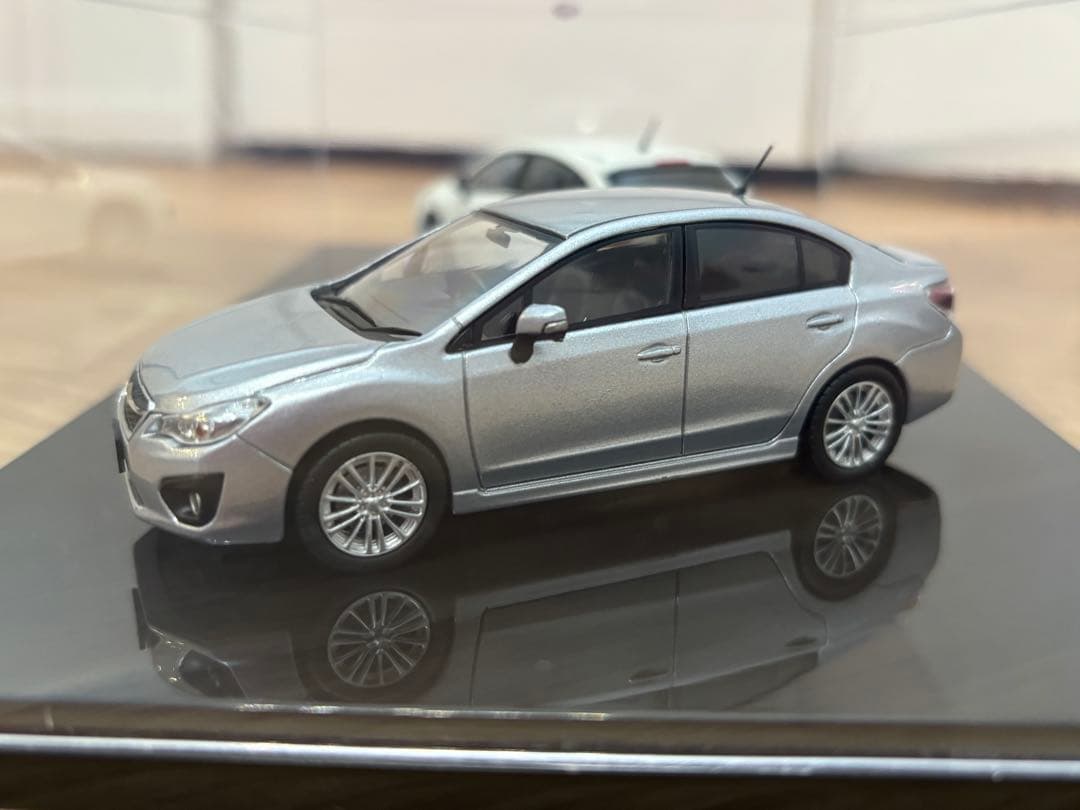 非売品　SUBARU 成約記念品 スバルインプレッサ　1/43 ミニカー
