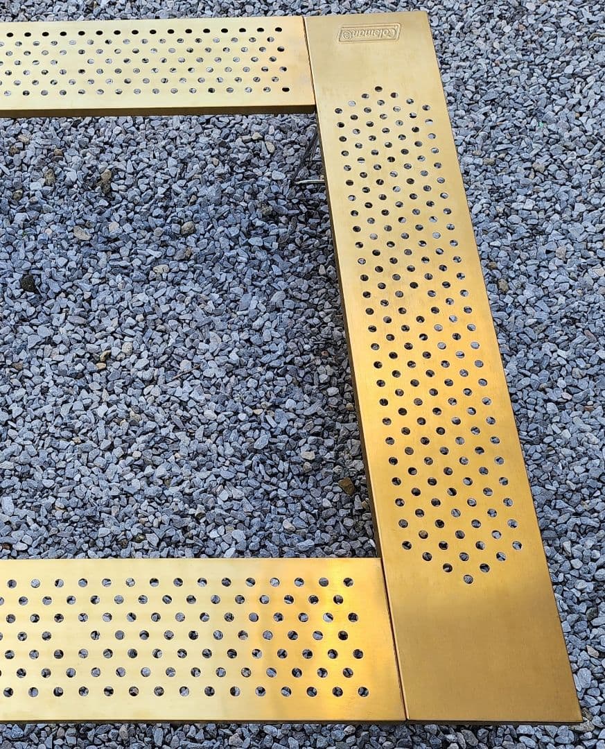 Coleman ファイヤープレイステーブル　限定色ゴールド 囲炉裏テーブル