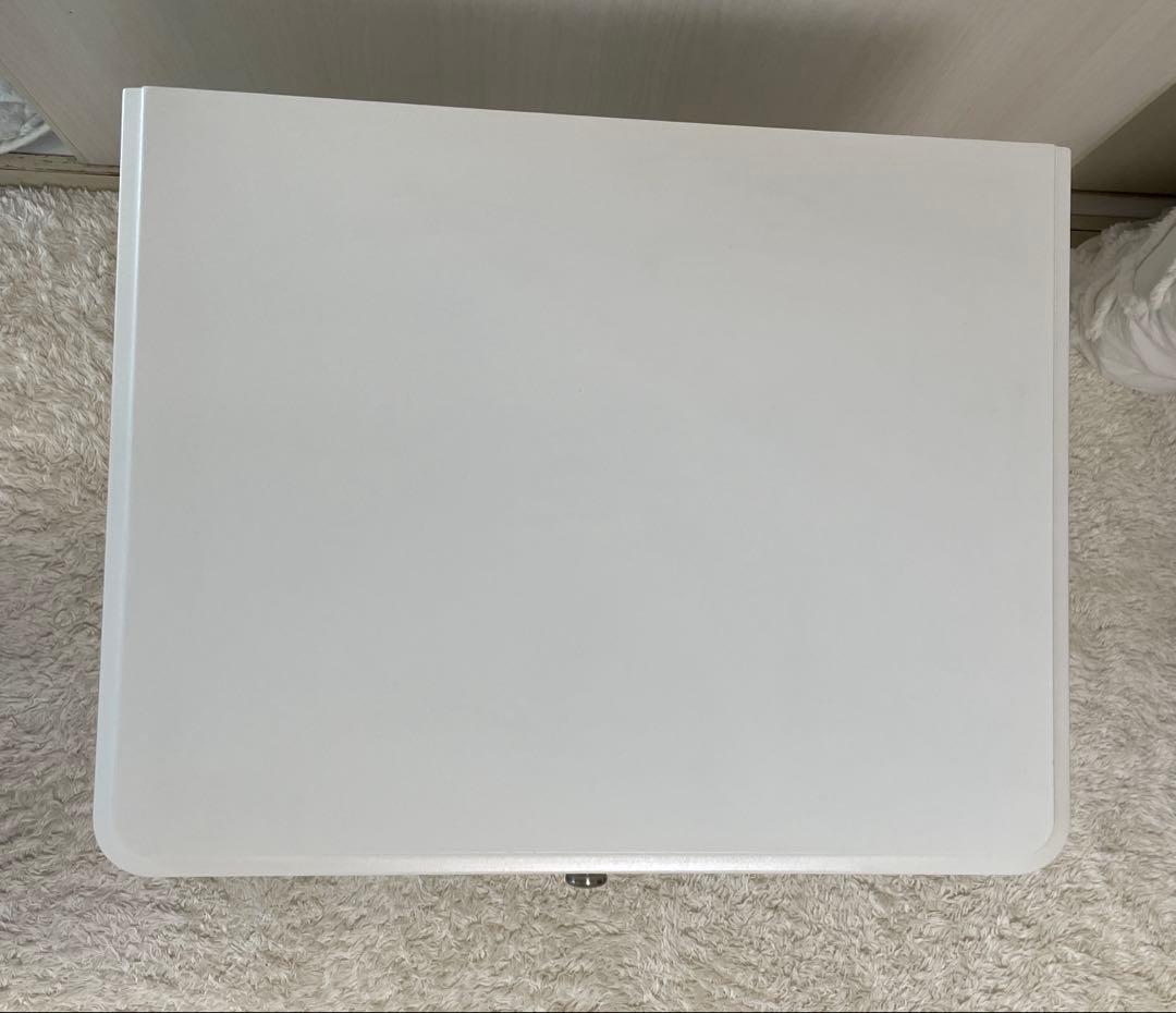 IKEA ティッセダール　ベッドサイドテーブル 引き出し付き　チェスト